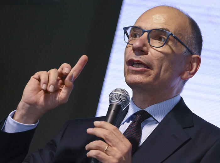 Letta all'attacco: "La Destra vuole il presidenzialismo, ma noi ci opporremo in tutti i modi"