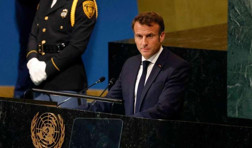 Per quale motivo il presidente francese Macron è indagato?