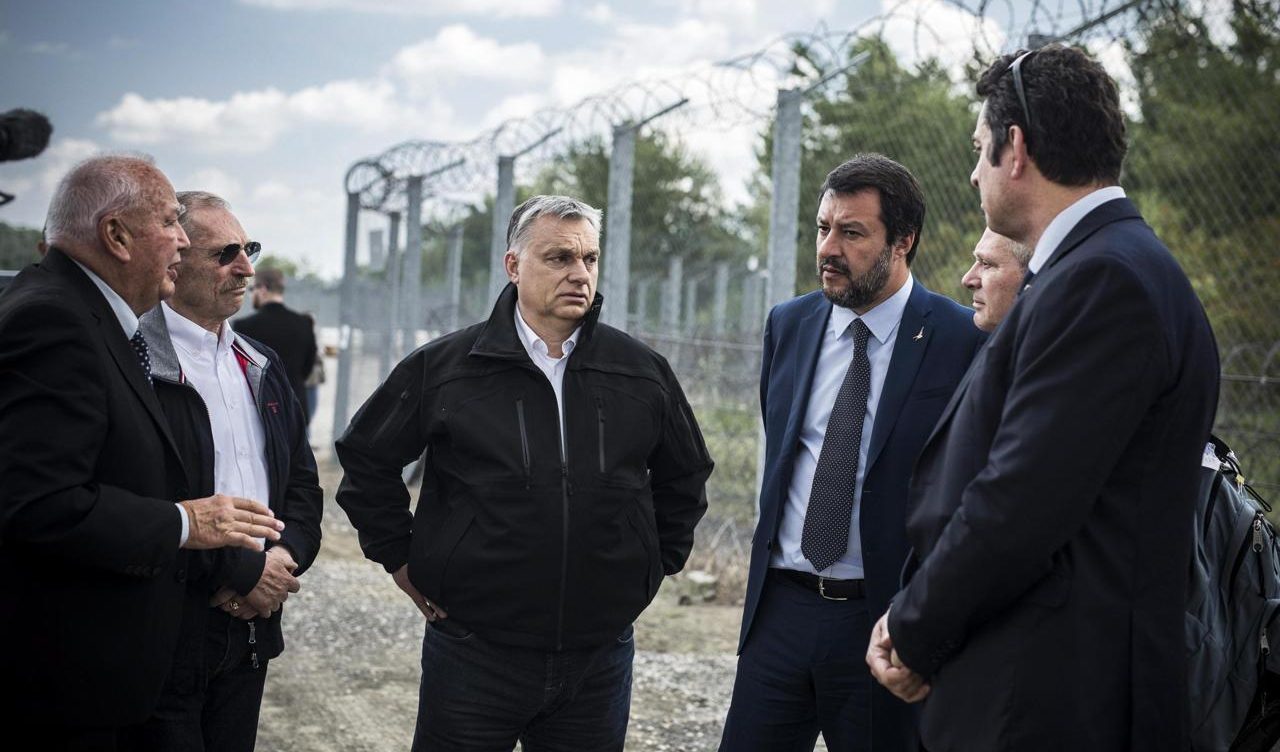 Orban, razzista "goebbelsiano", faro europeo per Meloni e Salvini