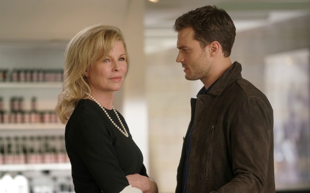 "Cinquanta sfumature di nero", questa sera alle 21.20 su Italia 1: ecco la trama del sequel