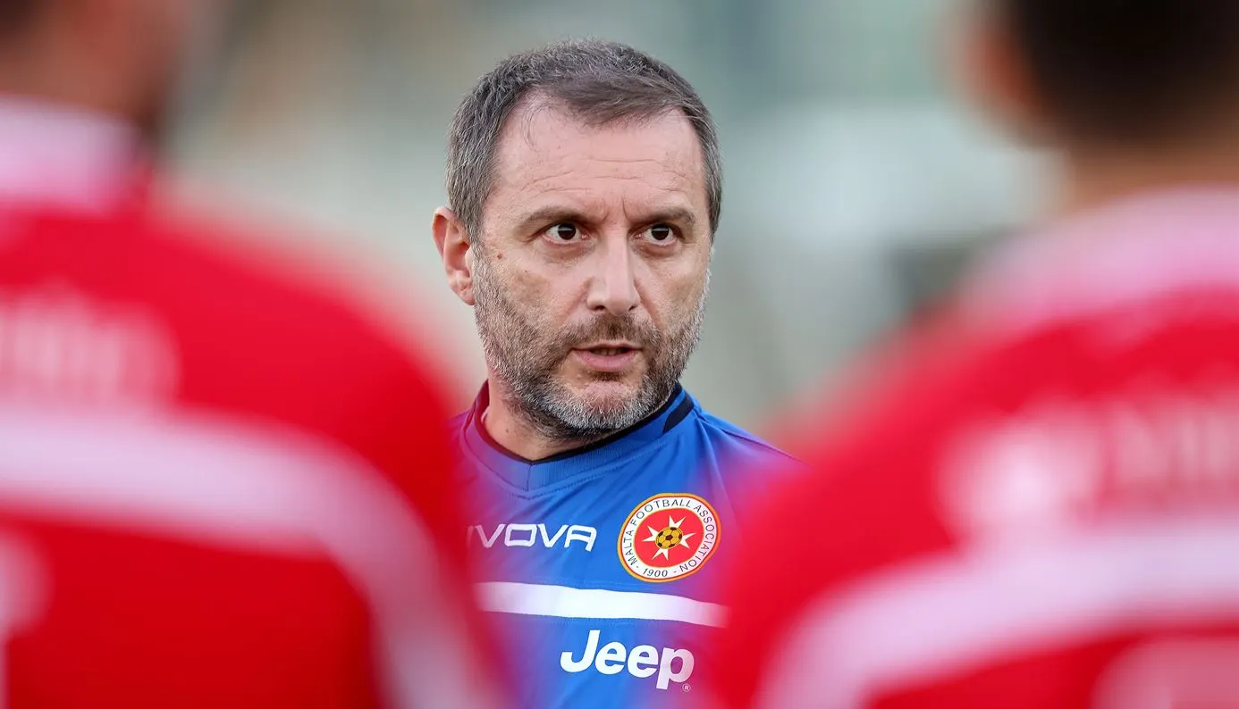 Devis Mangia, l'allenatore italiano di Malta sospeso dalla Federcalcio per presunte molestie a un calciatore