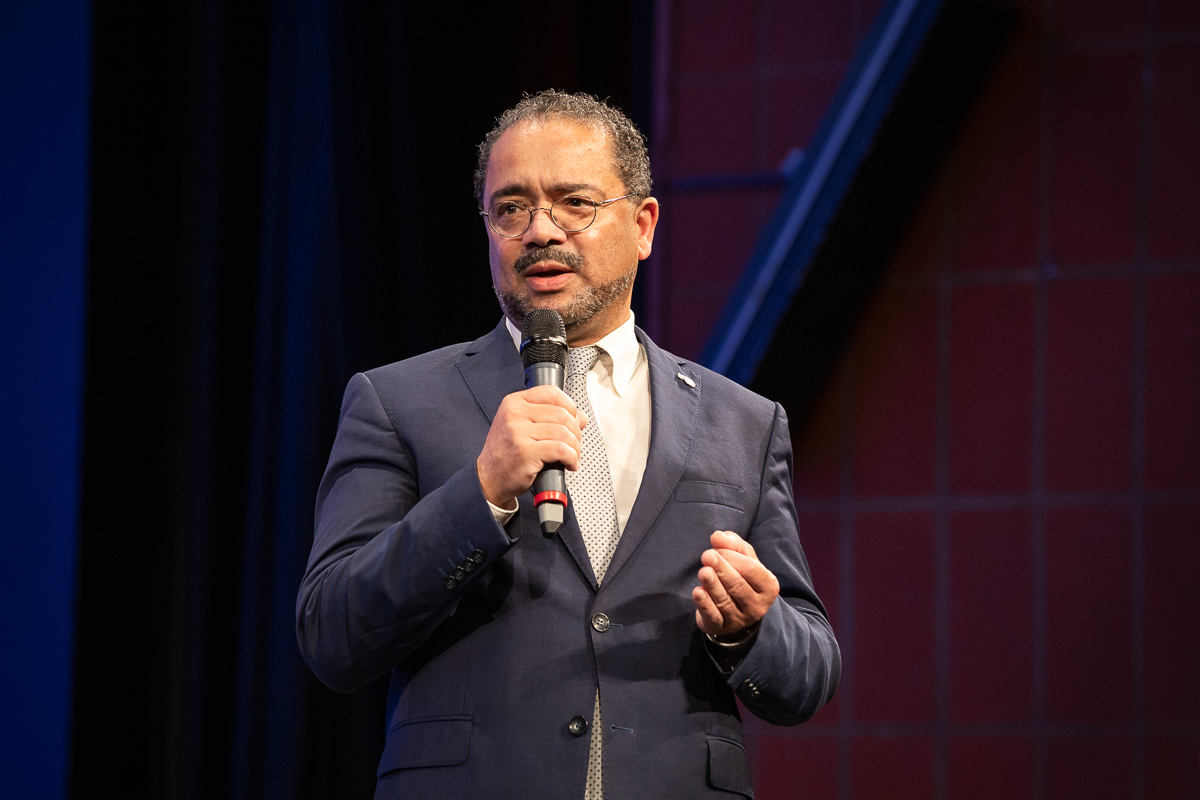 I post-nazisti tedeschi di AfD amici di Putin: "Speriamo che l'inverno vada male così noi cresciamo"