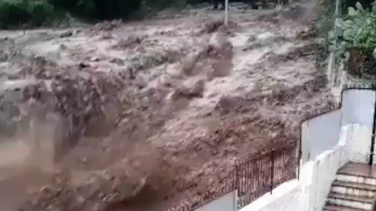 Tromba d'aria nel Basso Lazio, fiume di fango a Formia: "20 milioni di danni"