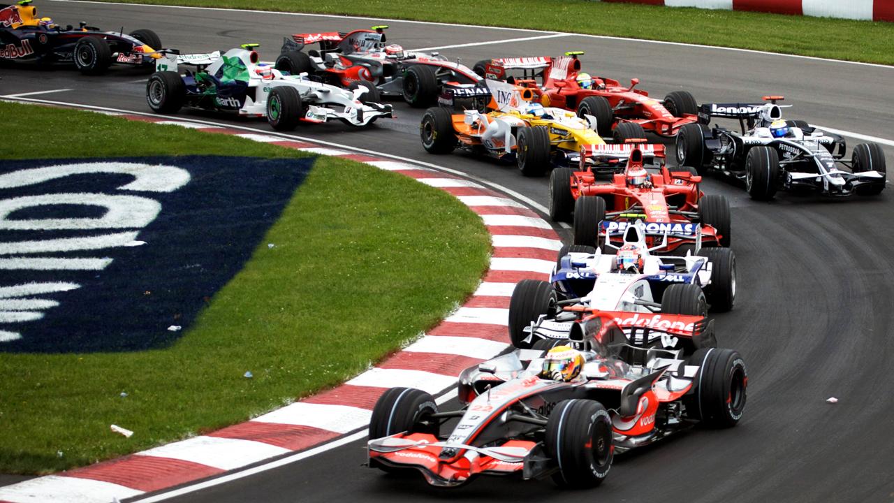 "Il Tempio della Velocit&agrave;", questa sera alle 21.20 su Rai 2 il documentario sull'autodromo di Monza