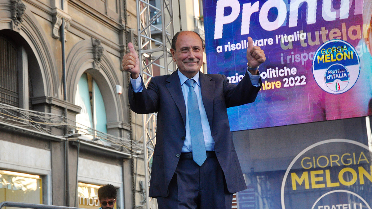 Elezioni Sicilia, le seconde proiezioni: Renato Schifani del centrodestra in vantaggio con il 42,1%