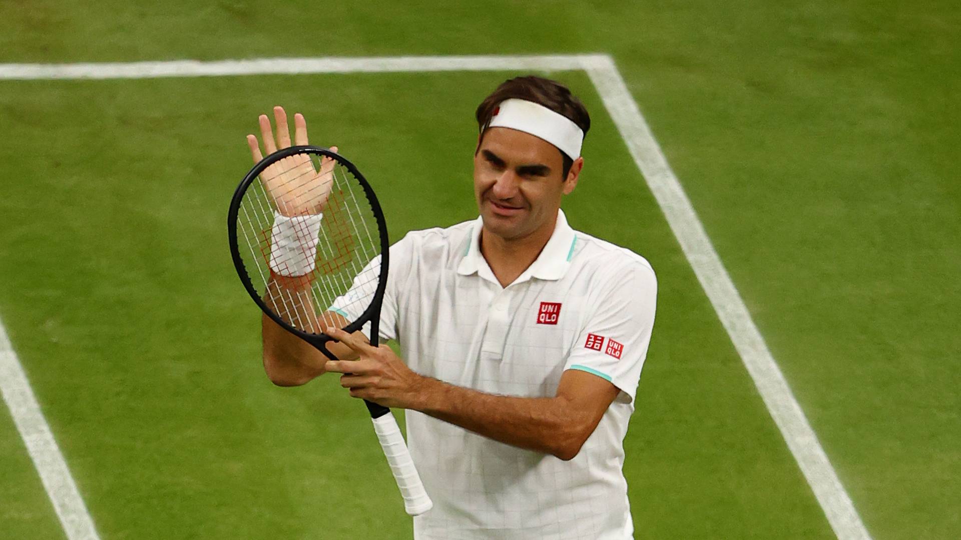 Roger Federer si ritira con un video: "Grazie a tutti, è stata un'avventura incredibile"