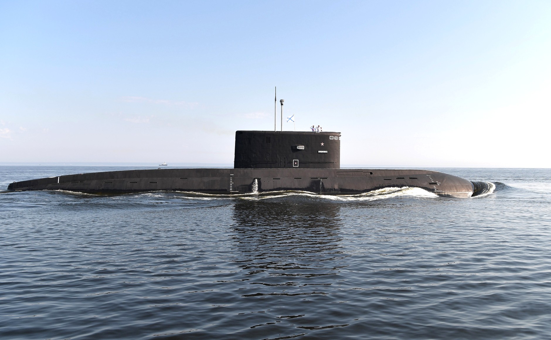 Ucraina, gli 007 britannici: "La Russia sta spostando i sottomarini dalla Crimea"