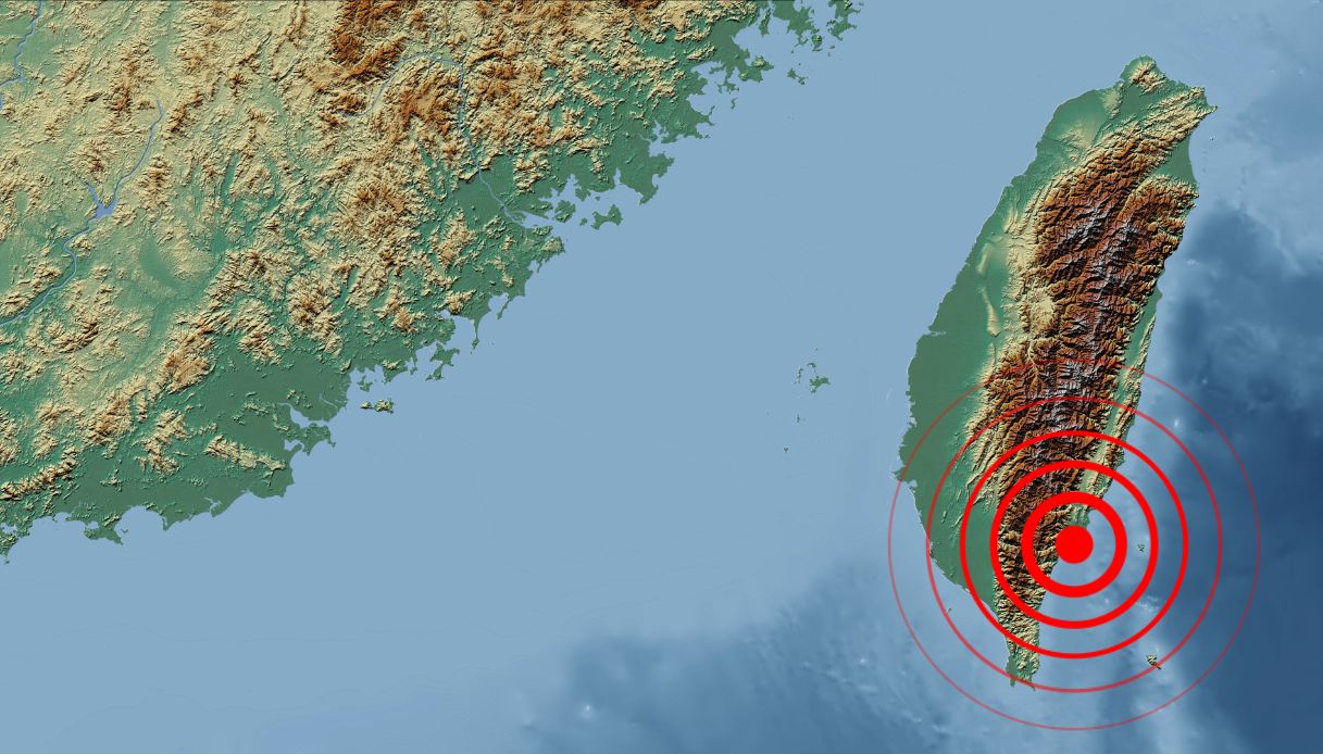 Forte terremoto a Taiwan, allerta tsunami in Giappone