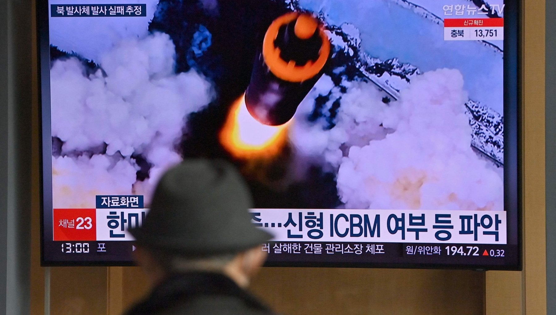 Terrore in Giappone, la Corea del Nord lancia un missile balistico: sirene di allarme in molte città