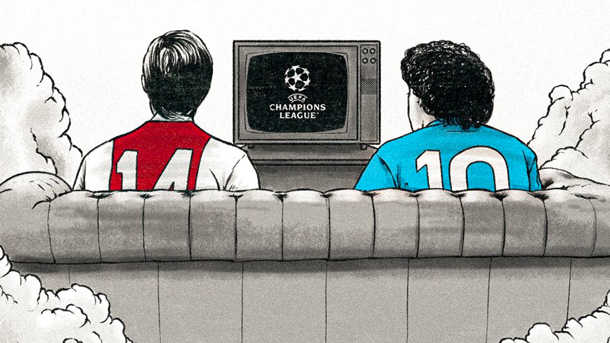 Ajax - Napoli, l'emozionante omaggio a Cruijff e Maradona degli olandesi