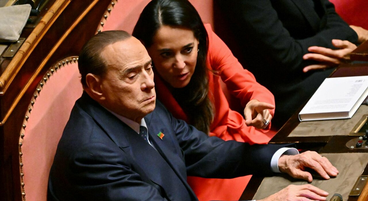 Berlusconi: "Licia Ronzulli eletta capogruppo al Senato per acclamazione"