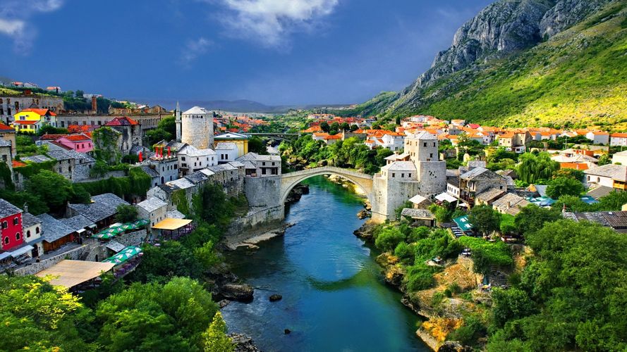 La Bosnia-Erzegovina è ufficialmente Paese candidato a entrare nell'Unione