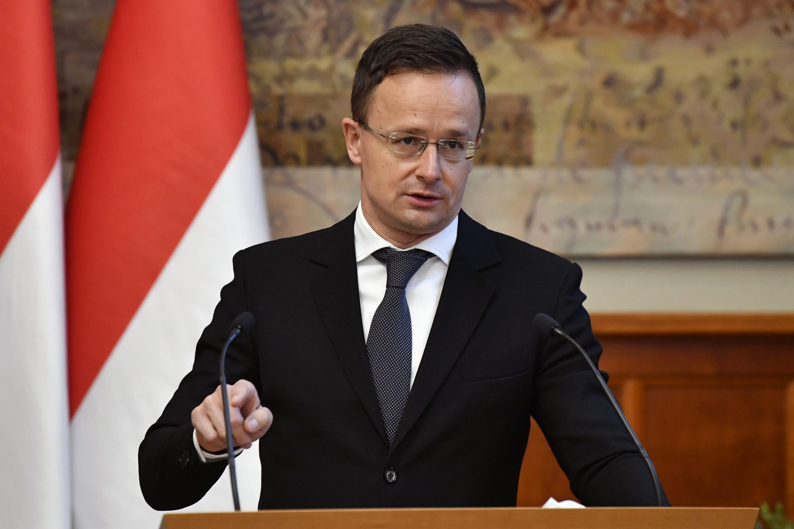 L'Ungheria dice che continuerà a cooperare con la Russia  di Putin
