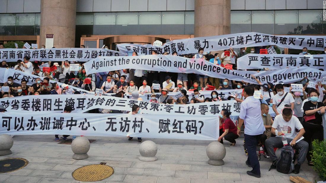Zhengzhou, ancora proteste allo stabilimento degli iPhone: ecco cosa accadrà