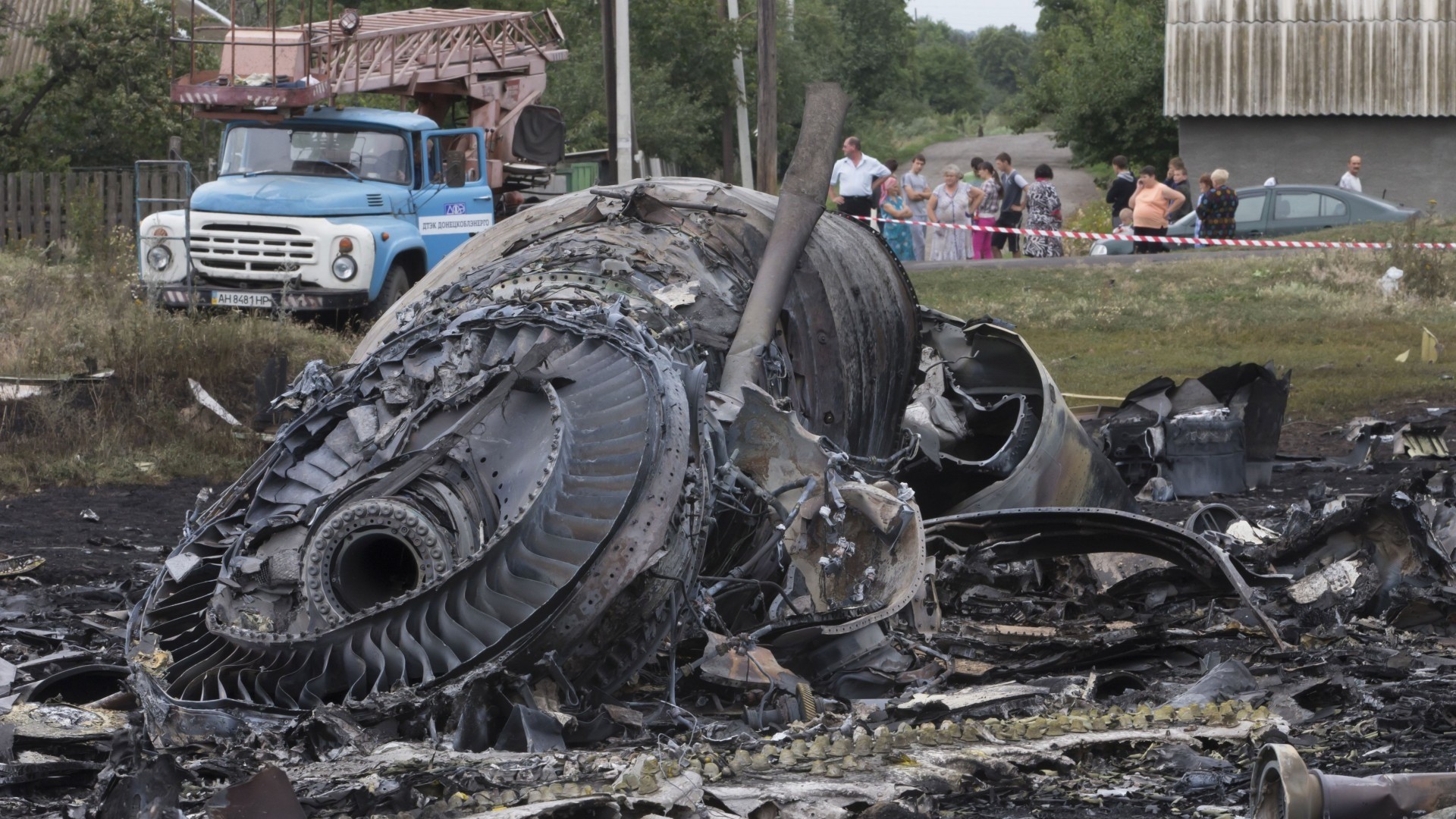 Volo MH17 abbattuto, la corte olandese condanna all'ergastolo tre filo-russi