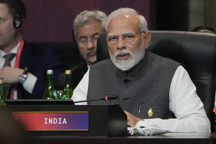 Modi: "L'anno prossimo, quando il G20 si terrà nella terra di Buddha e Gandhi, daremo un messaggio di pace al mondo"