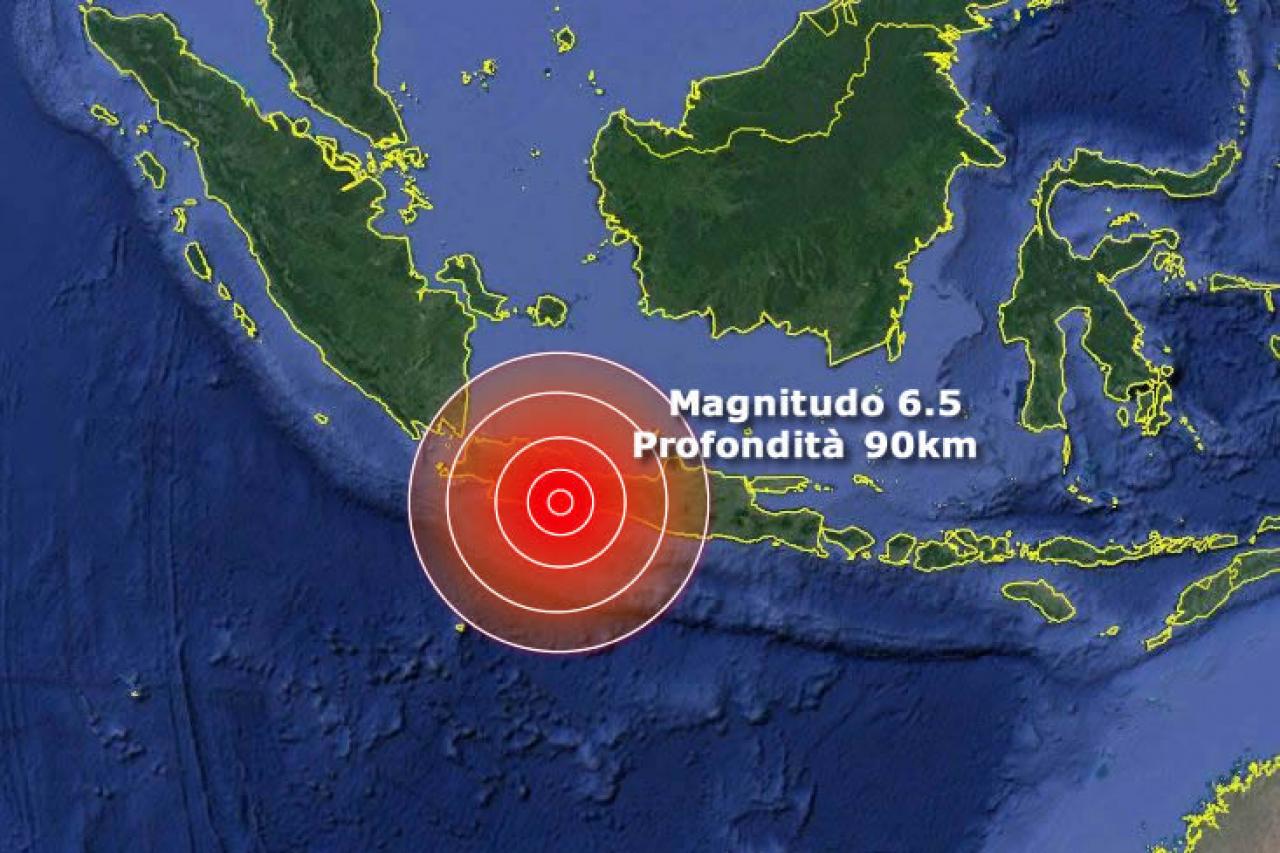 Indonesia: forte terremoto sull'isola di Giava, decine di morti