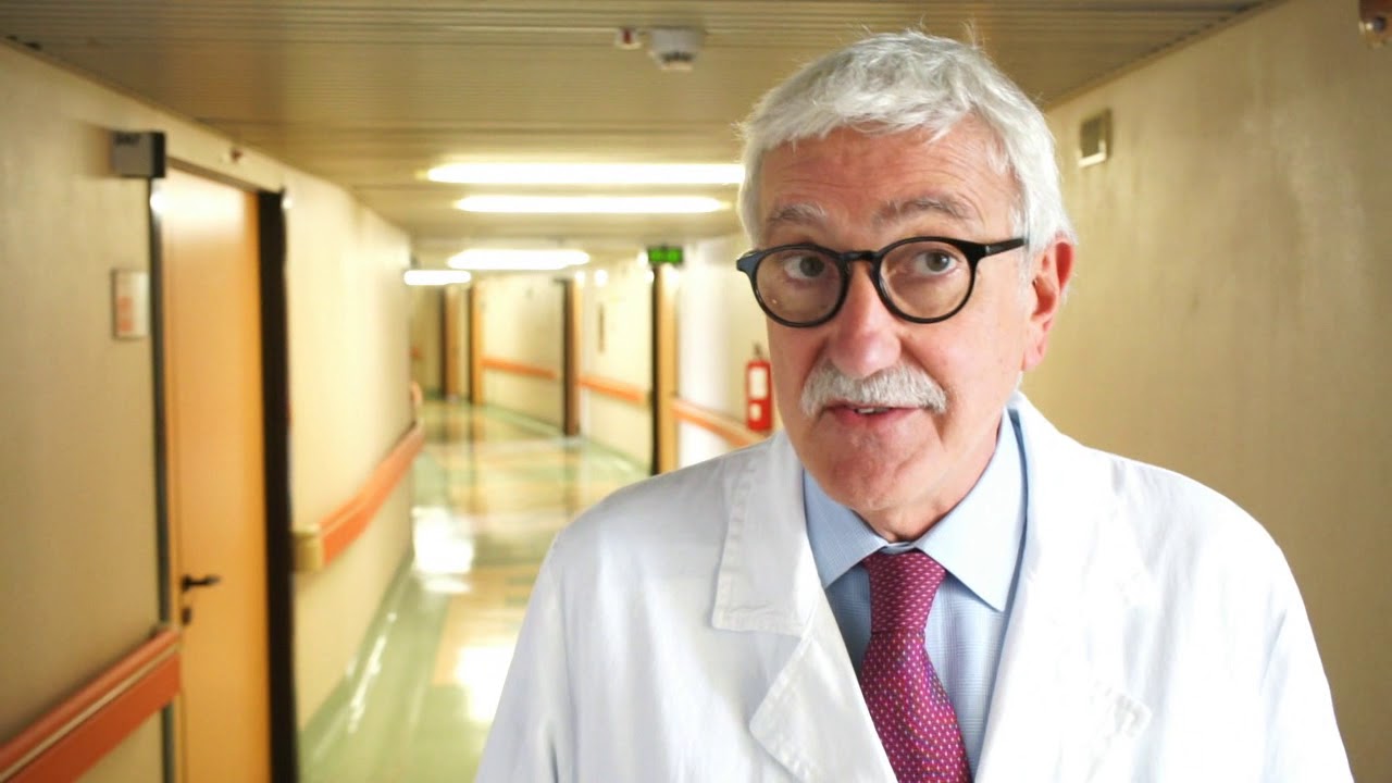 Il medico specialista contro Gemmato: "Le sue parole sui vaccini anti-covid non hanno basi scientifiche"