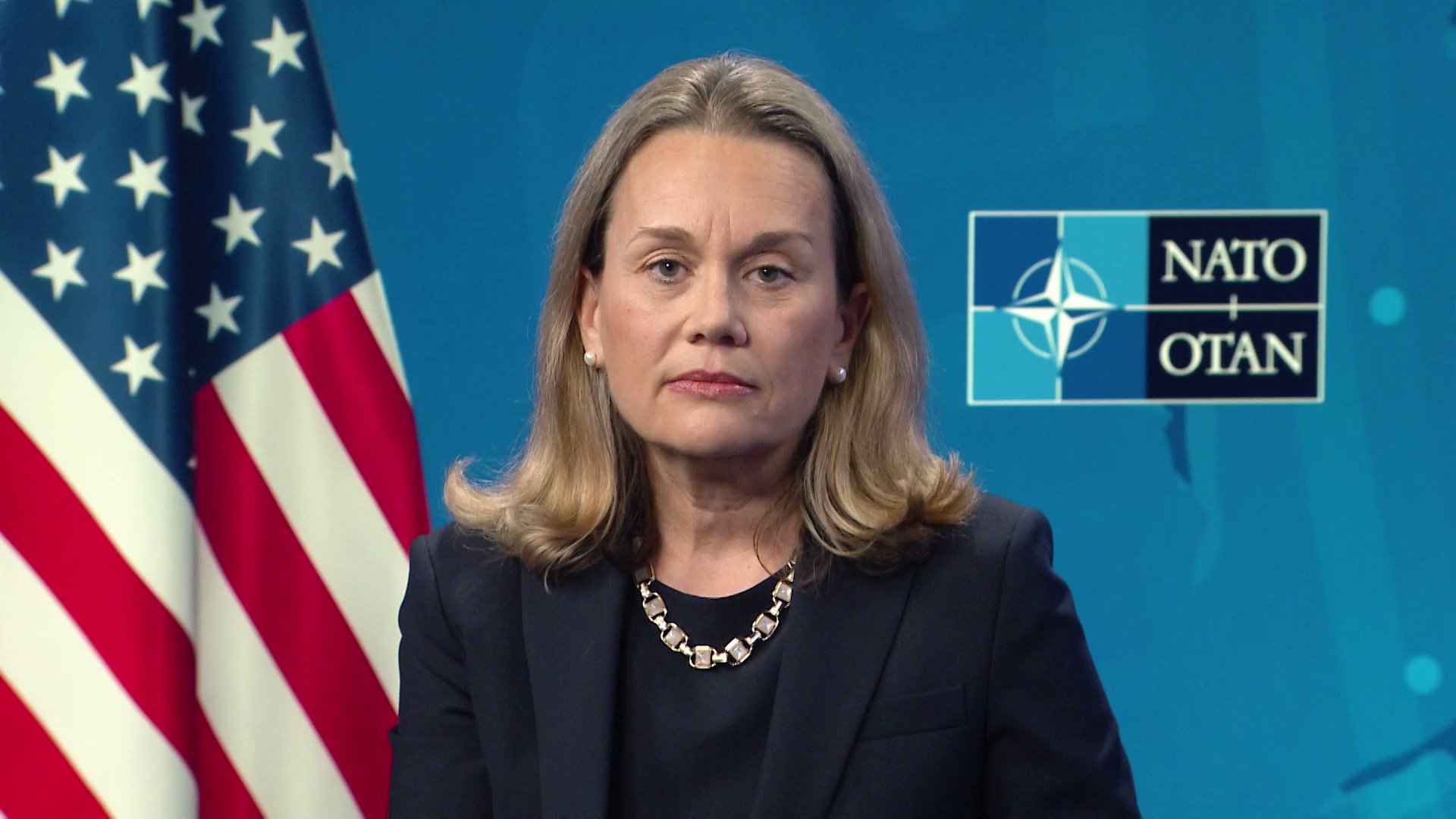 L'ambasciatrice Usa alla Nato: "Sui negoziati decide Zelensky, non sappiamo se Mosca è disponibile"