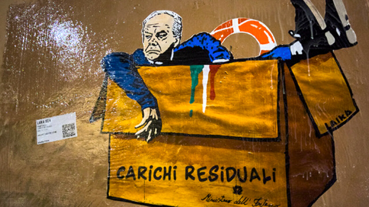 Laika contro Piantedosi: un murale sul 'carico residuale"