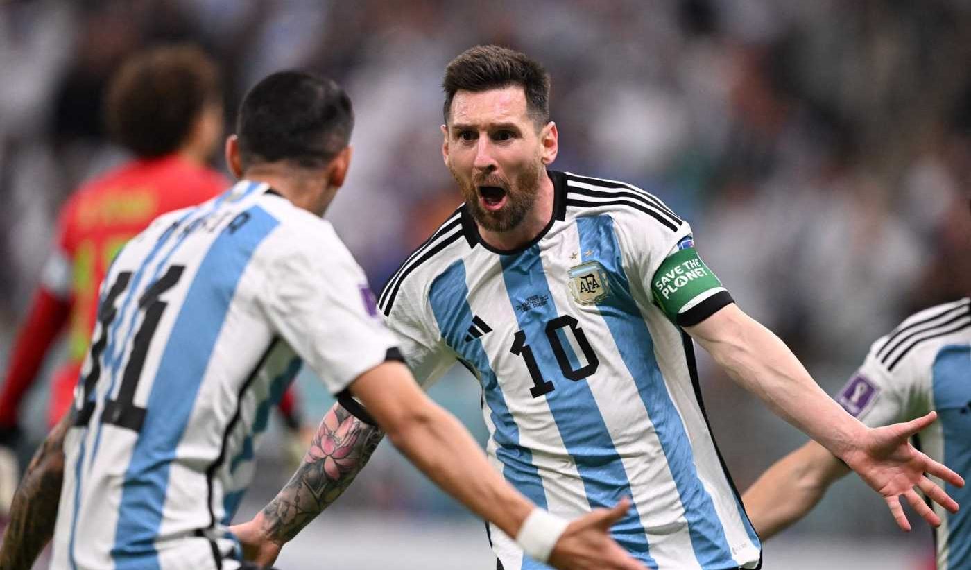 Escucha TV: Argentina-México lo gana todo