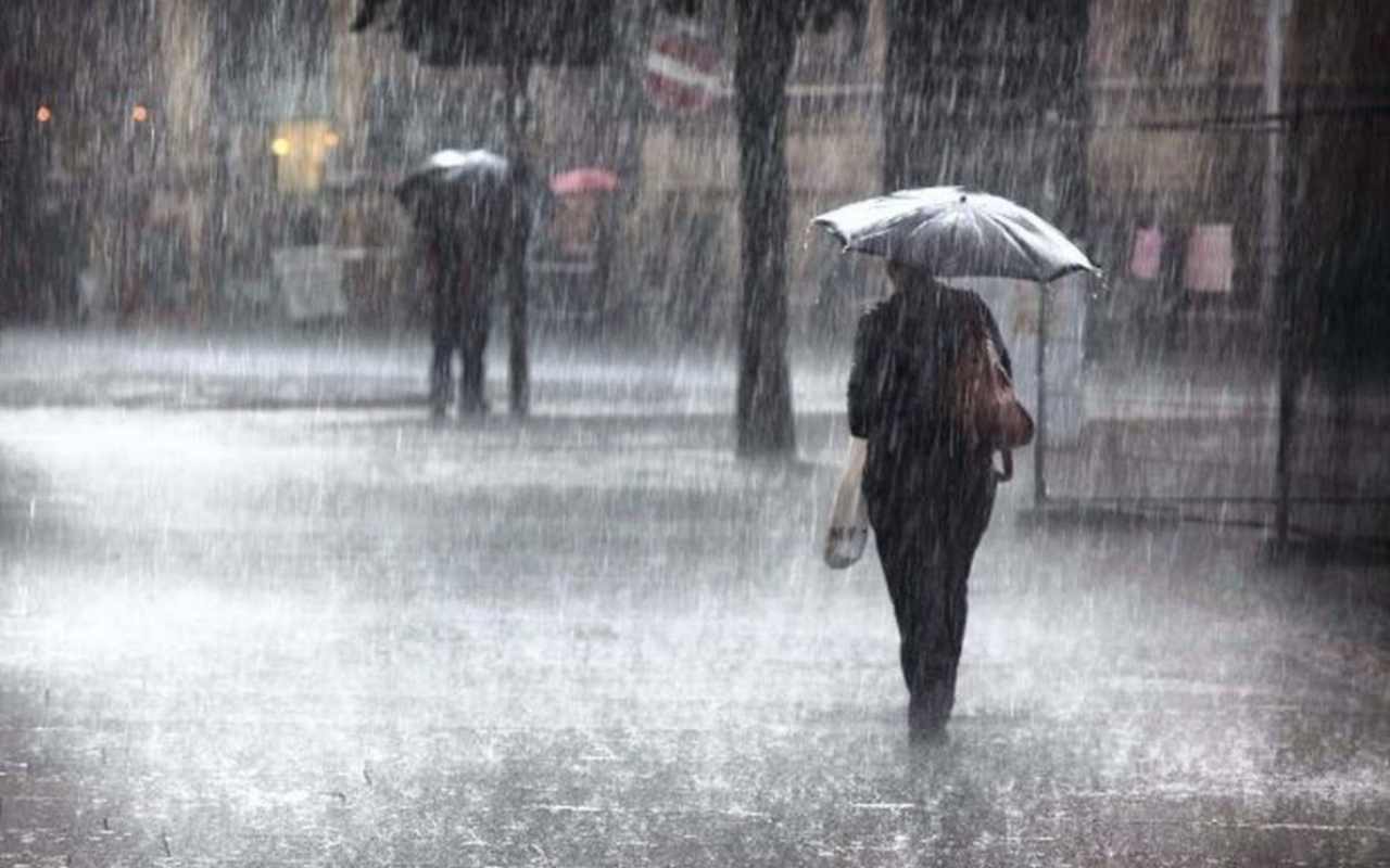Pioggia, freddo e grandine: un ciclone polare sfiora l'Italia e ritarda la Primavera