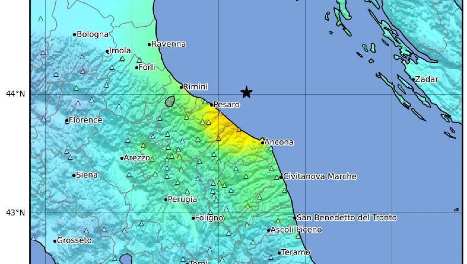 Allerta Tsunami, nelle Marche per ora non ci sono pericoli: gli aggiornamenti sul terremoto
