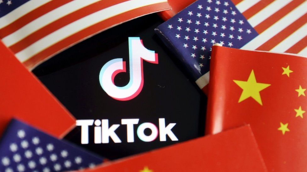Il Senato Usa vieta l'uso di TikTok sui dispositivi del governo americano: per motivi di sicurezza nazionale
