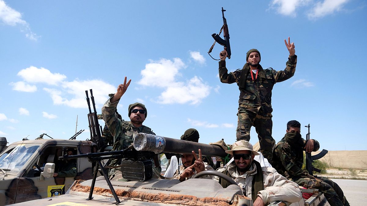 Libia: avvertimento all'Eni mentre le milizie impunite dettano legge