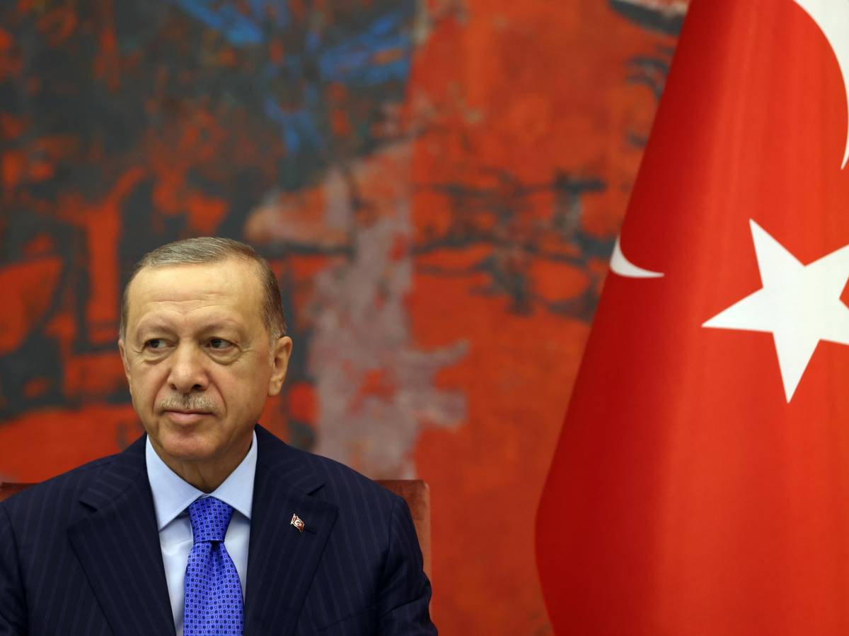 La Turchia al voto deve scegliere tra sultanato o democrazia: Erdogan trema
