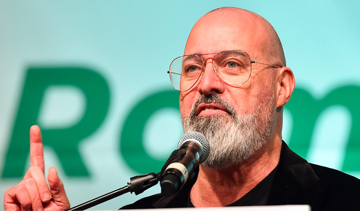 Pd, Bonaccini lancia la campagna per la segreteria con un evento al sud Pd, Bonaccini lancia la campagna per la segreteria con un evento al sud