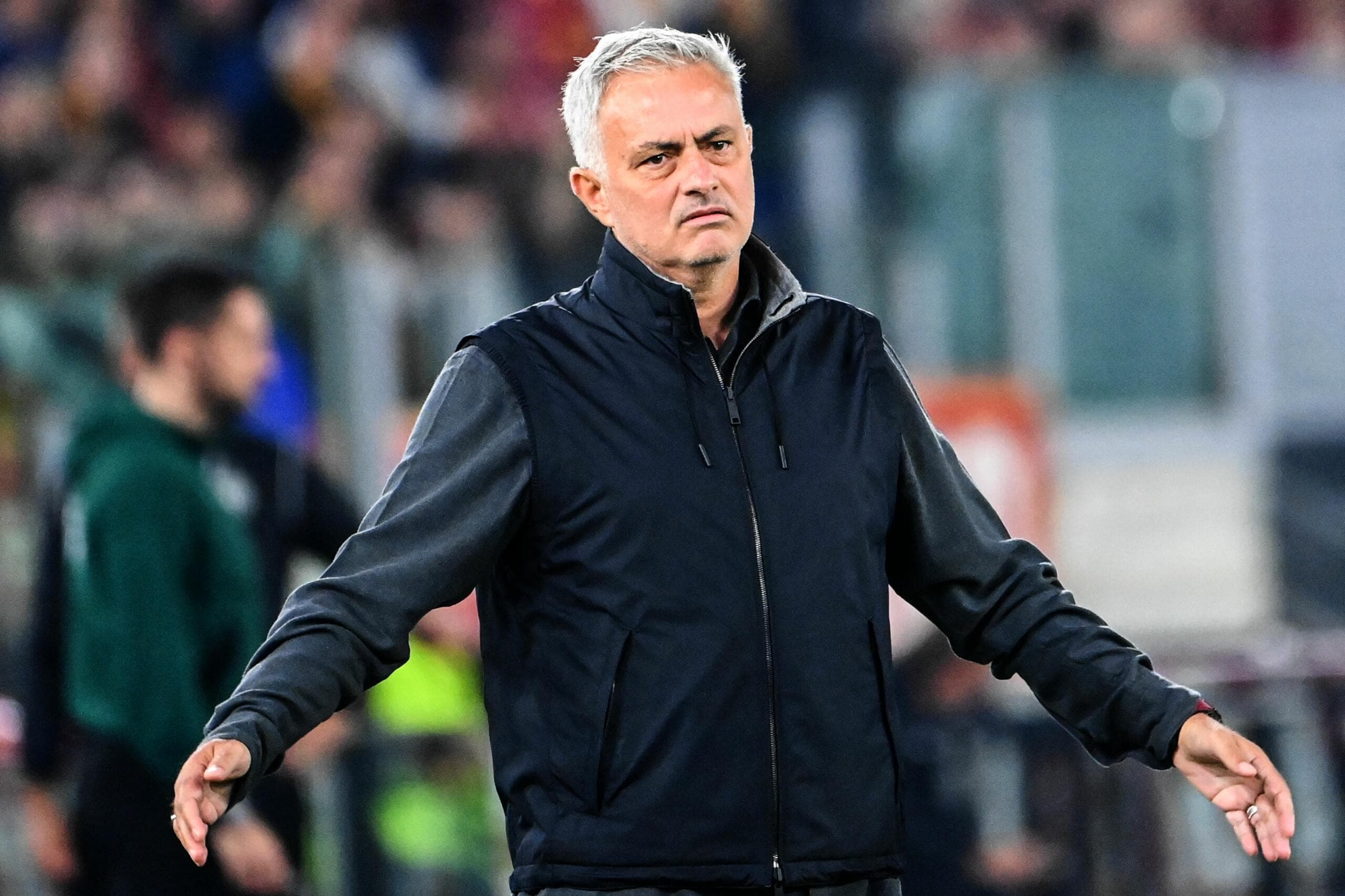 Mourinho avvisa la Roma: "Arabia Saudita? Non è un no definitivo. In Italia mi sono sentito aggredito"