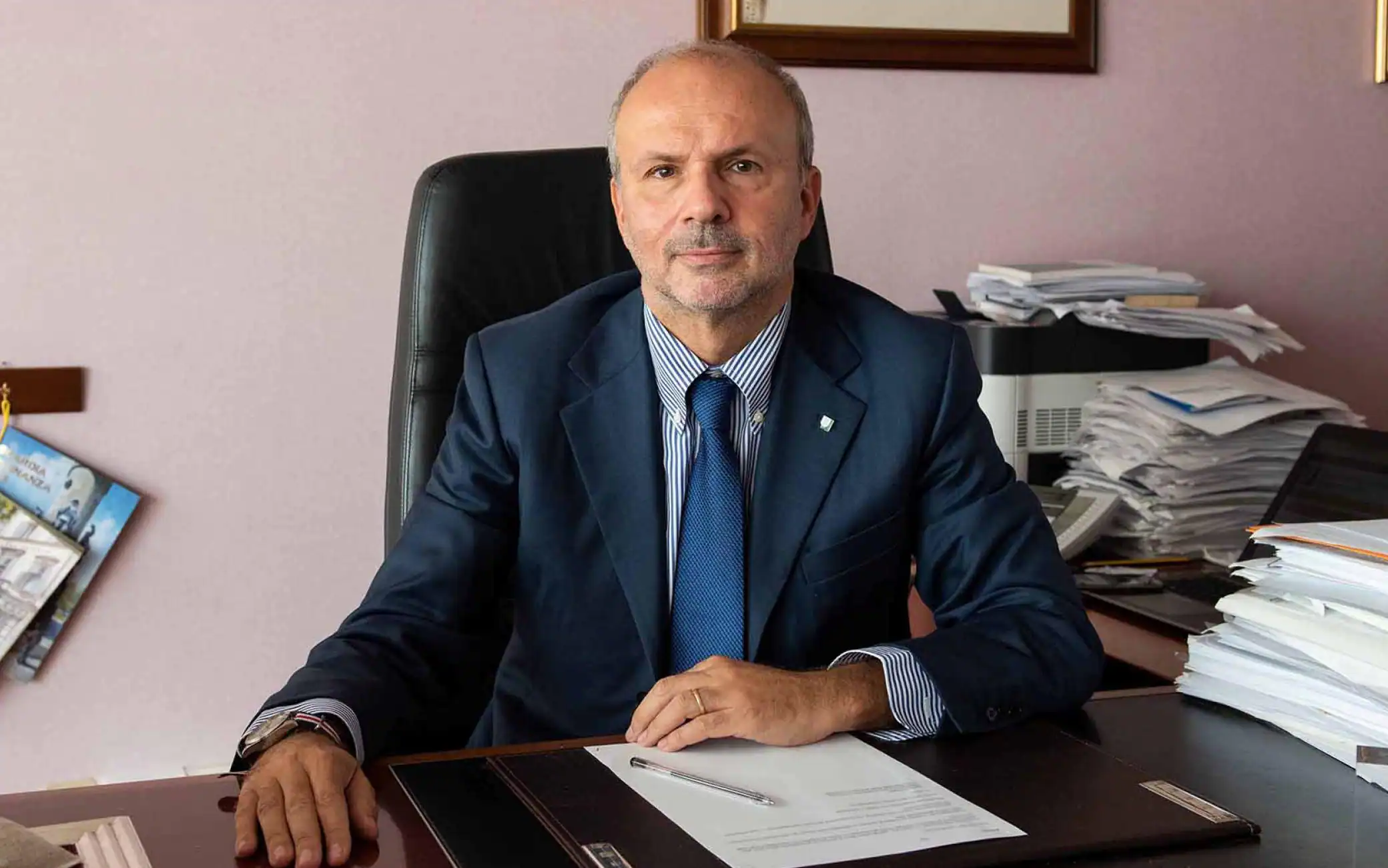 Il ministro Schillaci avverte: "Per i malati di tumore è importante il vaccino Covid"