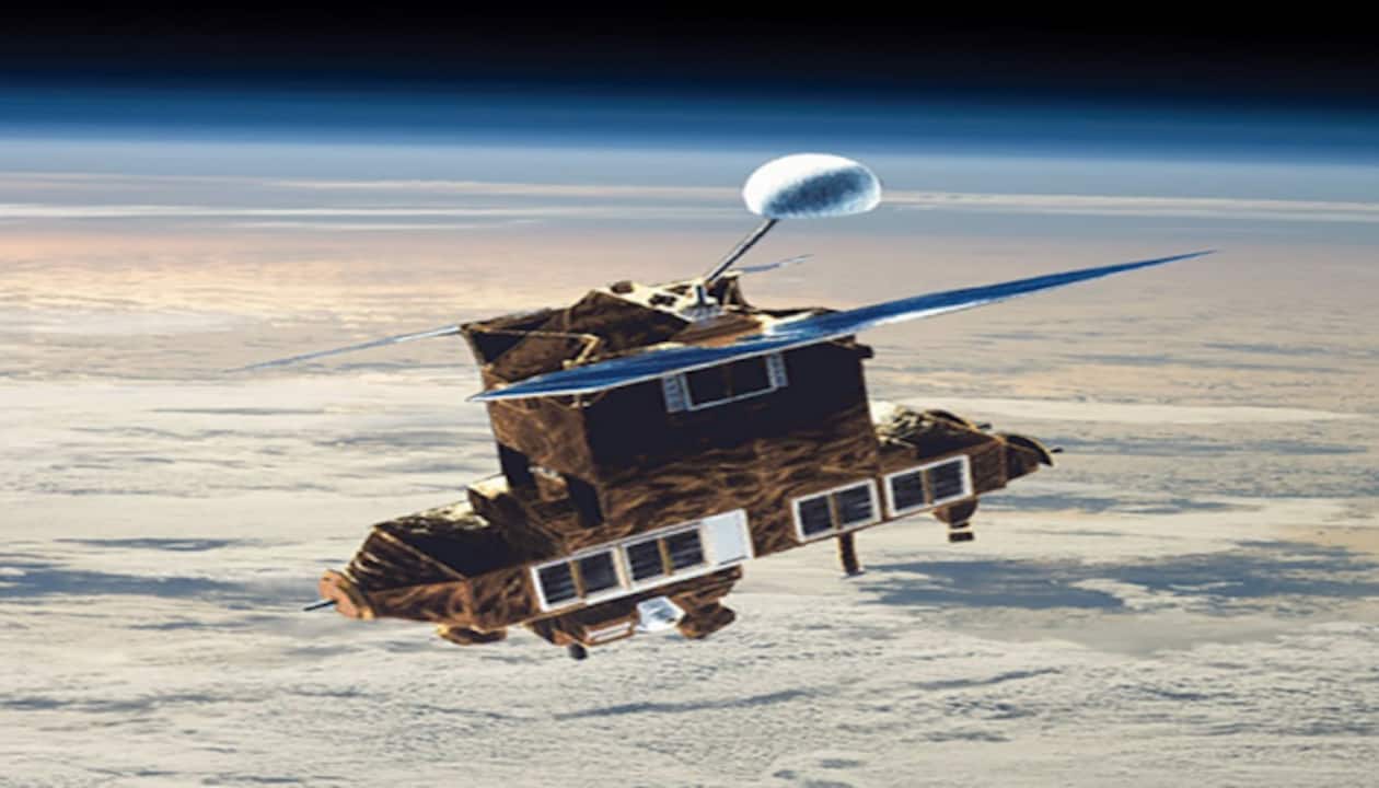 Un satellite della Nasa in disuso è in caduta incontrollata verso la Terra