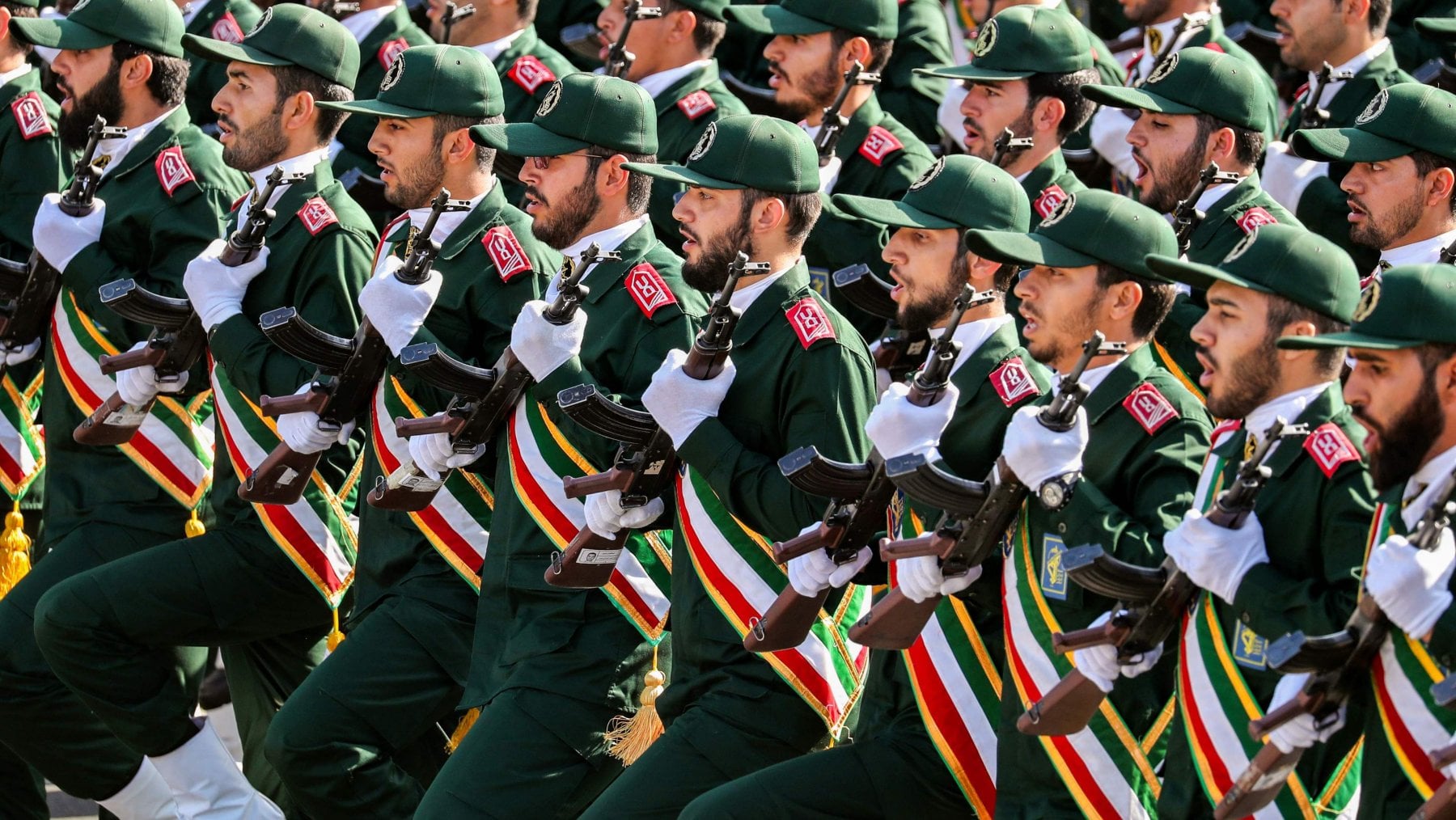 Il governo britannico includerà la Guardia Rivoluzionaria dell'Iran tra le organizzazioni terroristiche