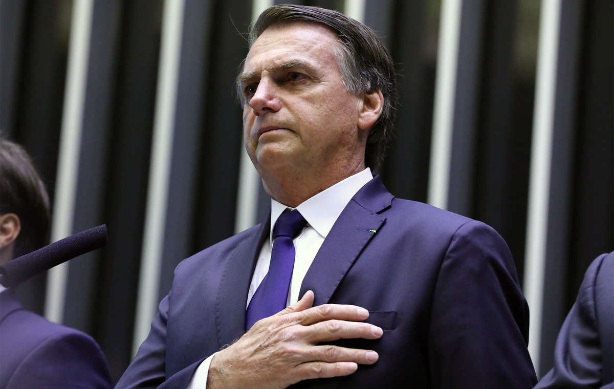 Brasile: colletta per aiutare Bolsonaro a pagare multe e sanzioni per le sue bugie