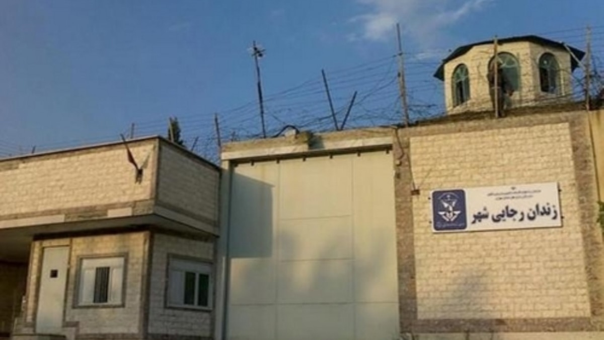 In Iran proteste davanti al carcere dove saranno impiccati i manifestanti
