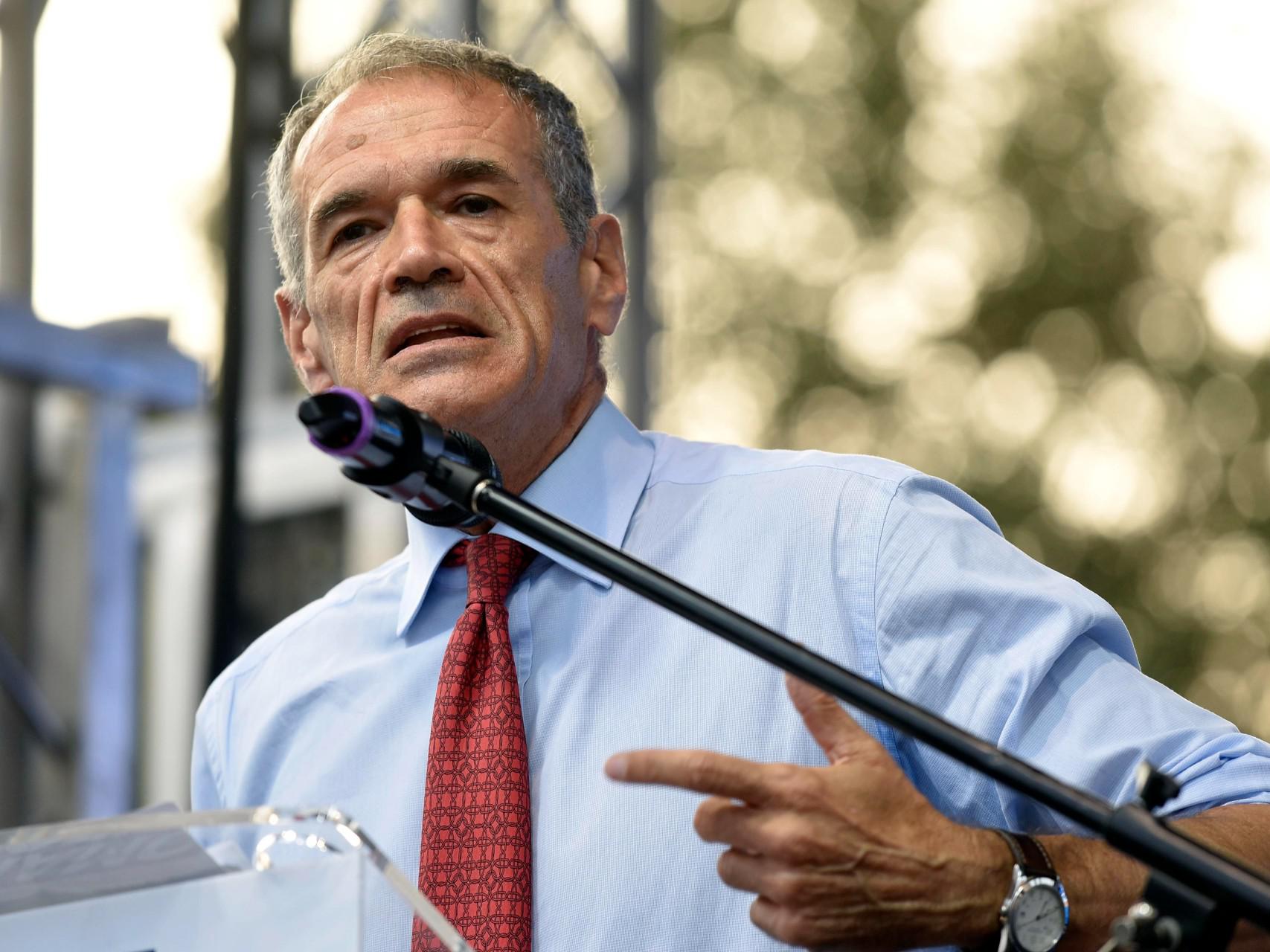 Manovra, Cottarelli: "La Ue ha messo l'Italia in un limbo, ecco cosa può succedere"