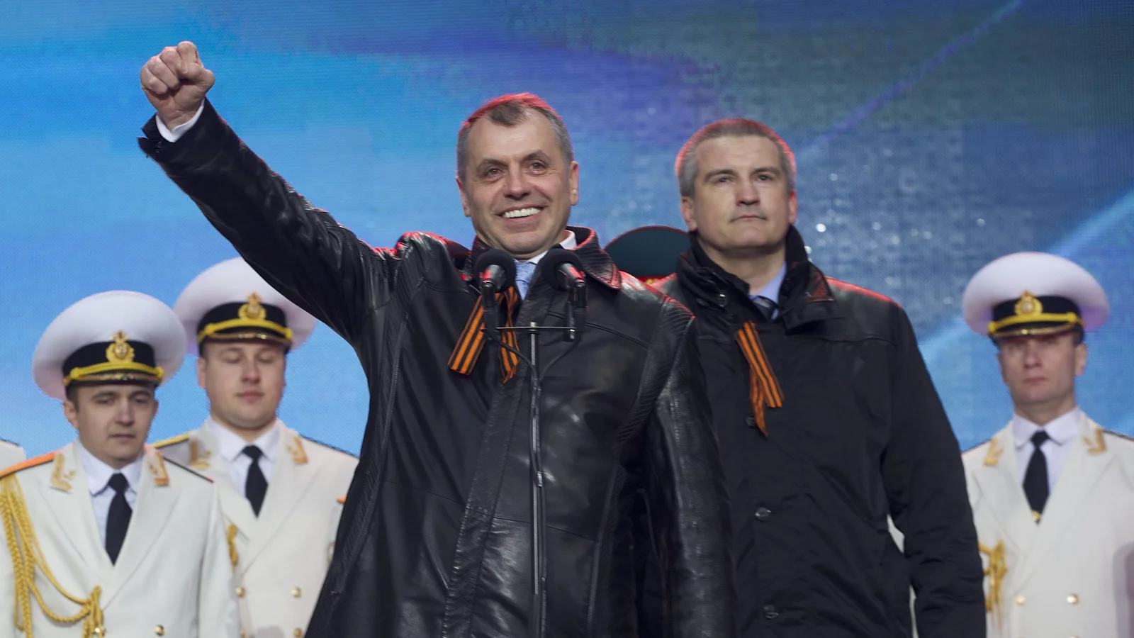 Crimea, il presidente del parlamento: "I carri armati dell'Occidente non fermeranno la Russia"