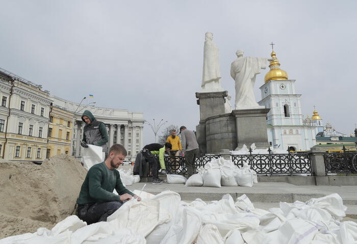 Danneggiati dai russi 1.189 siti culturali in Ucraina: uno su tre è in rovina