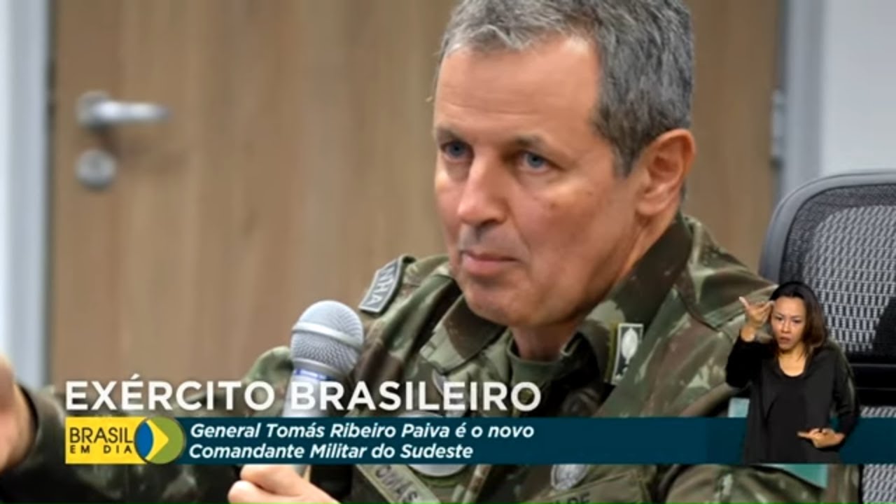 Prima riunione per il nuovo comandante dell'Esercito brasiliano, dopo la cacciata del suo predecessore