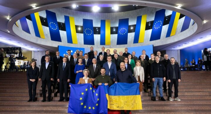 Oggi a Kiev il summit con i vertici Ue: in arrivo il settimo pacchetto del valore di 500 milioni di euro
