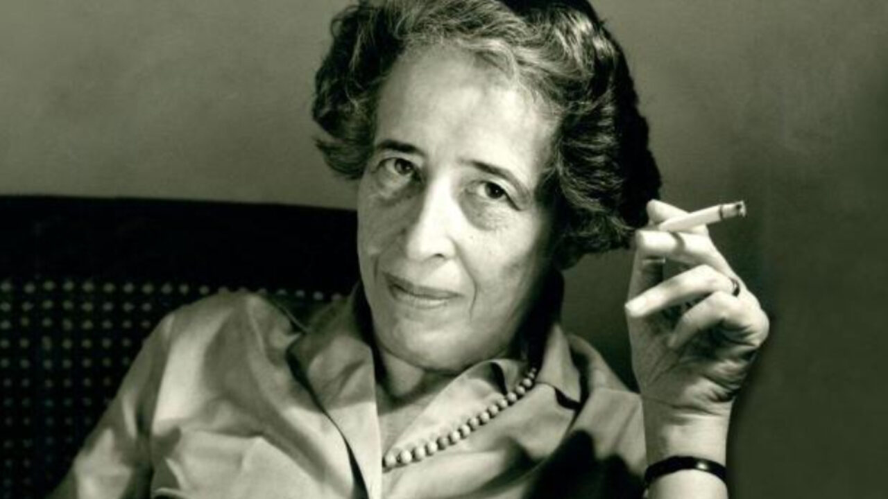 Quando Hannah Arendt  fuggita dal nazismo scrisse il saggio: "Noi rifugiati"