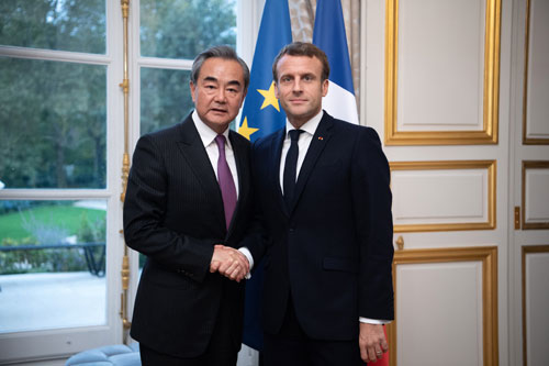 La Cina è pronta a promuovere una soluzione politica del conflitto: Wang Yi è in Europa