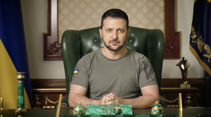 Attesa per il discorso di domani di Zelensky: "Mosca ha scelto la strada dell'assassinio di massa"