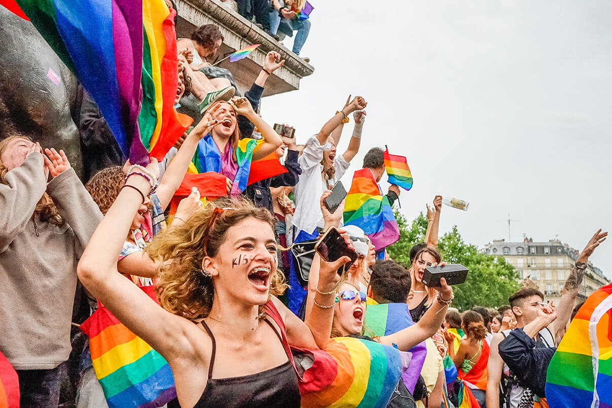 Gay Pride 2023, Taormina si candida a ospitarlo. Il sindaco: "Un atto di civiltà"