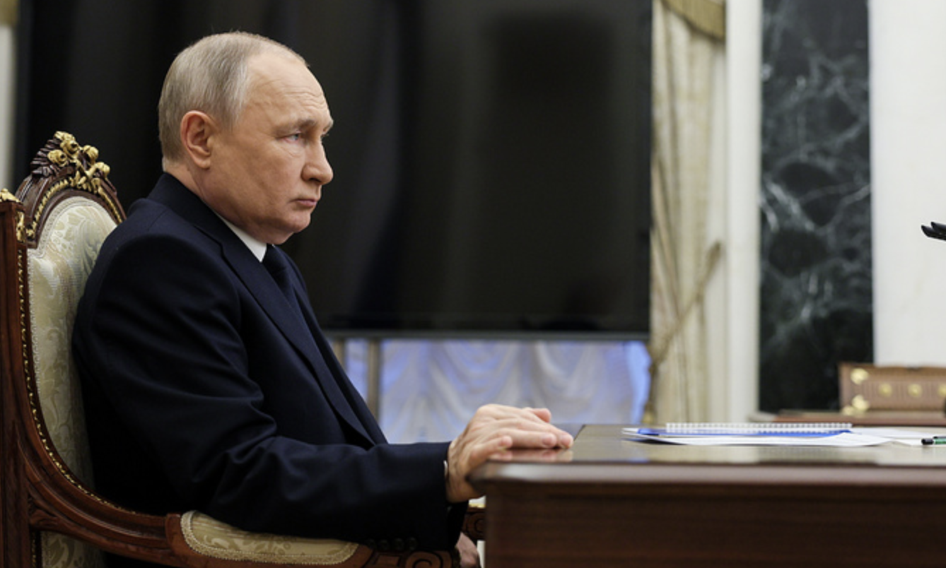 Putin nega un'alleanza militare Russia-Cina e attacca la 'Nato globale'