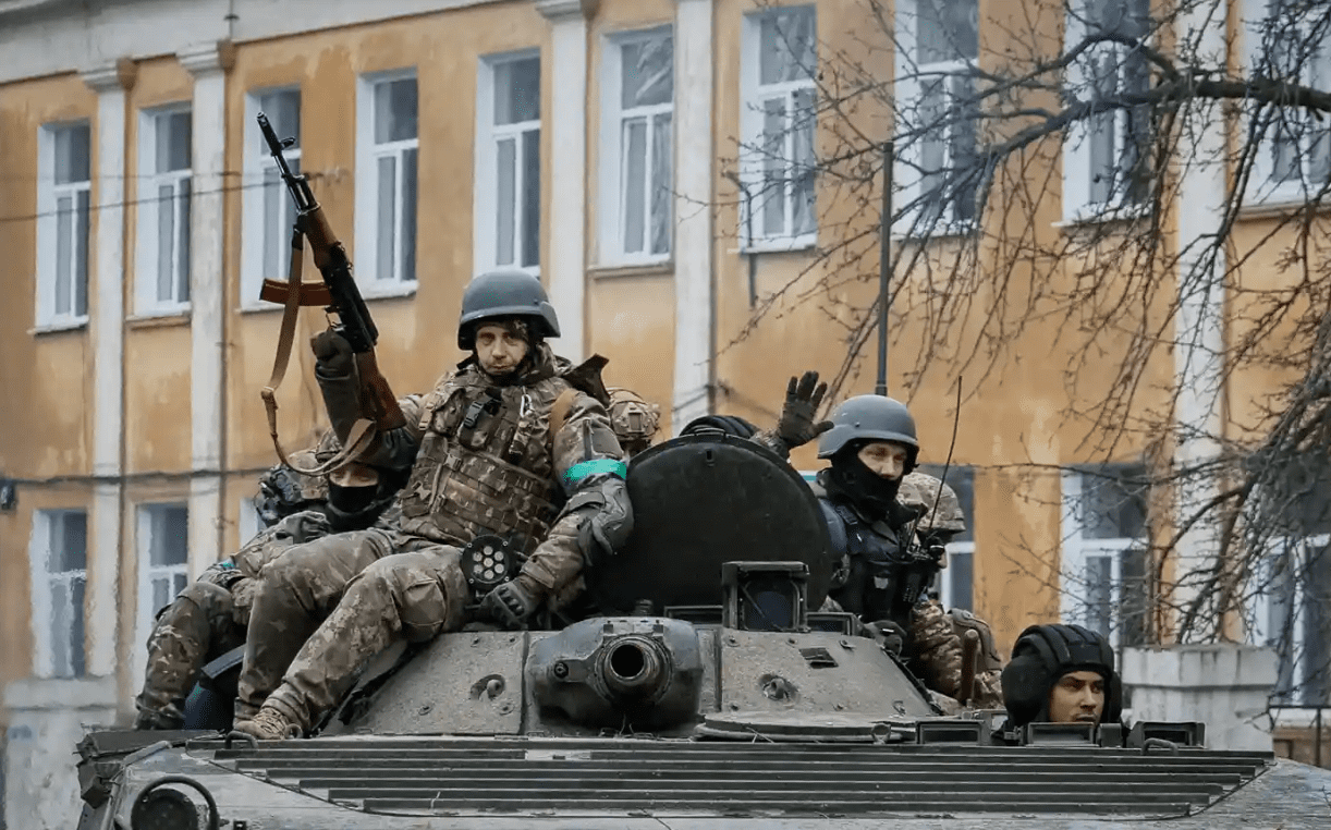 Ucraina, gli esperti: "Kiev ha buone possibilità per lanciare una controffensiva"