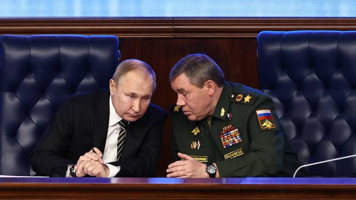 Putin a Rostov per una riunione con il comando militare