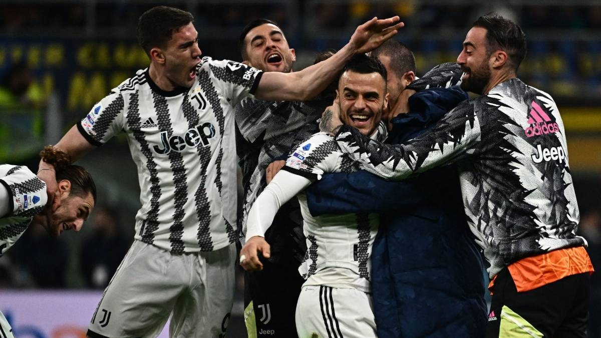 La Juventus sbanca San Siro e batte l'Inter tra le polemiche